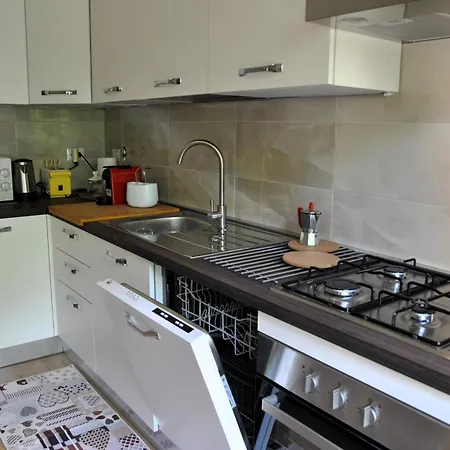 Casa Sofia Air Conditioned Flat 8 Pax Ferienhaus